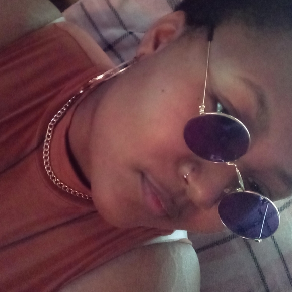 Meet your Posher, Destiny - Picture 5 of 5